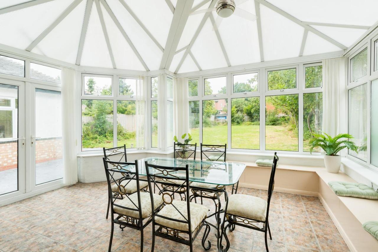 Beautiful 6 Bedroom House For 17 Guests Next To Edgbaston Stadium Birmingham Exterior foto