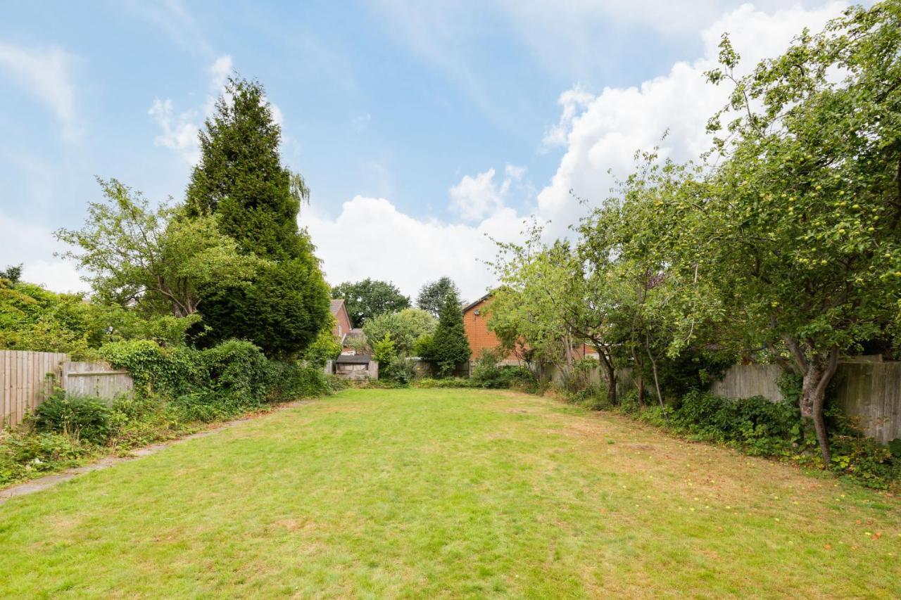 Beautiful 6 Bedroom House For 17 Guests Next To Edgbaston Stadium Birmingham Exterior foto